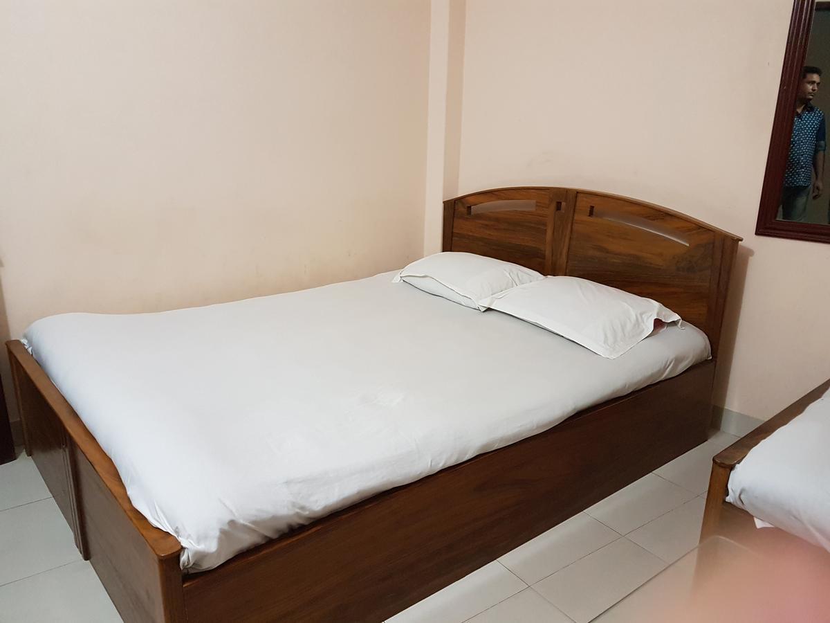 Hotel Diamond Park Dakhin Kattali Екстер'єр фото