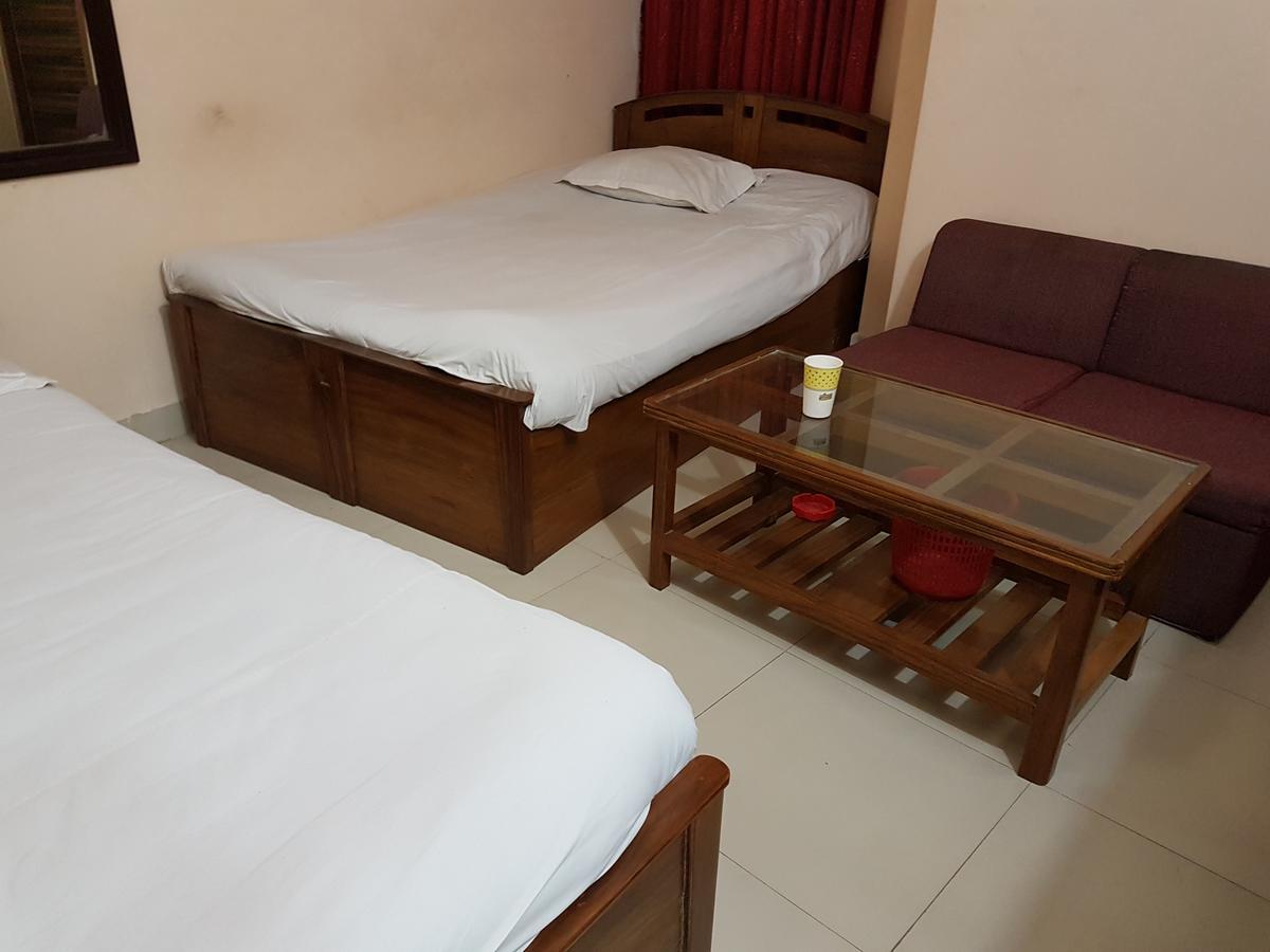 Hotel Diamond Park Dakhin Kattali Екстер'єр фото