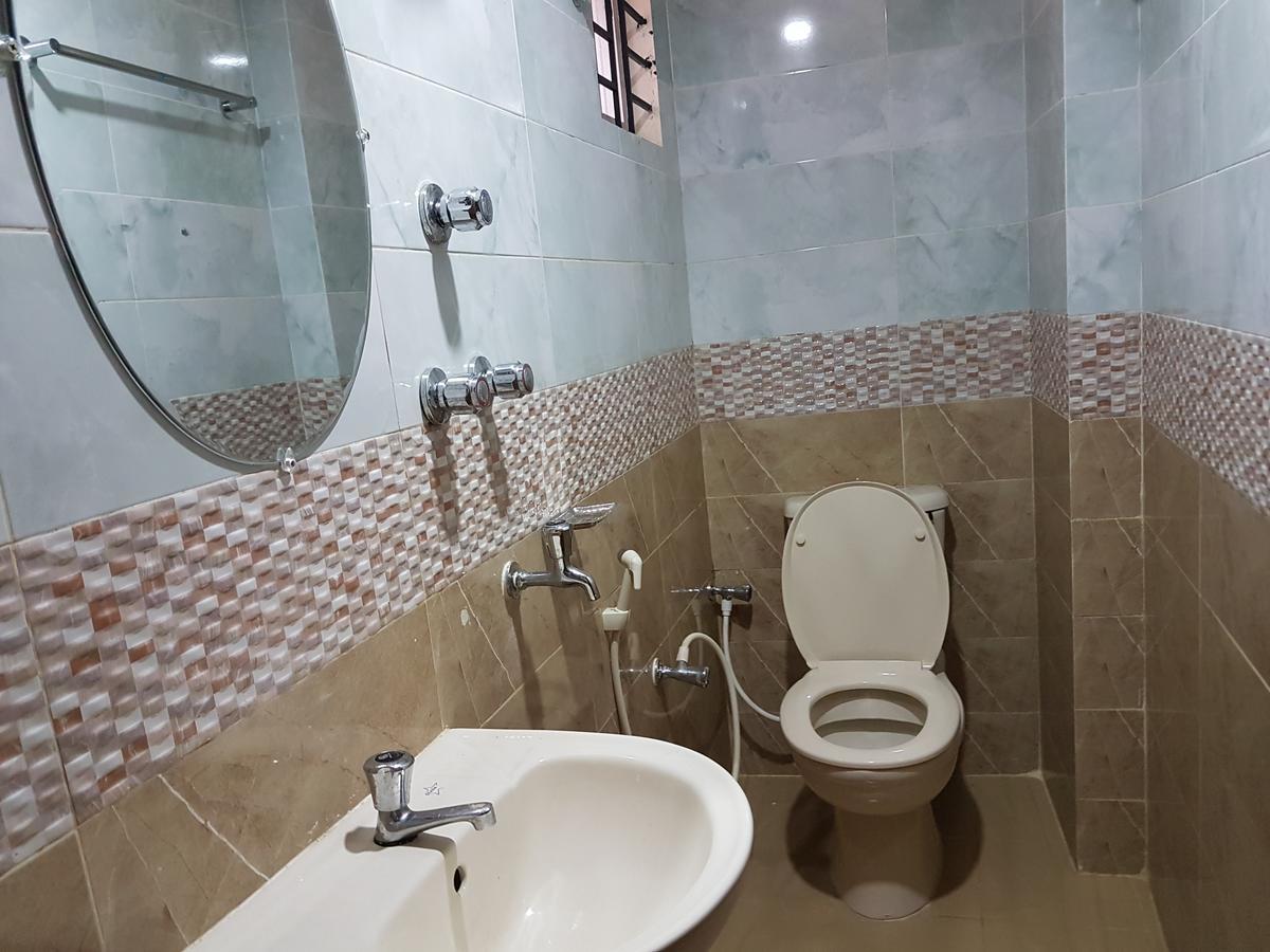 Hotel Diamond Park Dakhin Kattali Екстер'єр фото