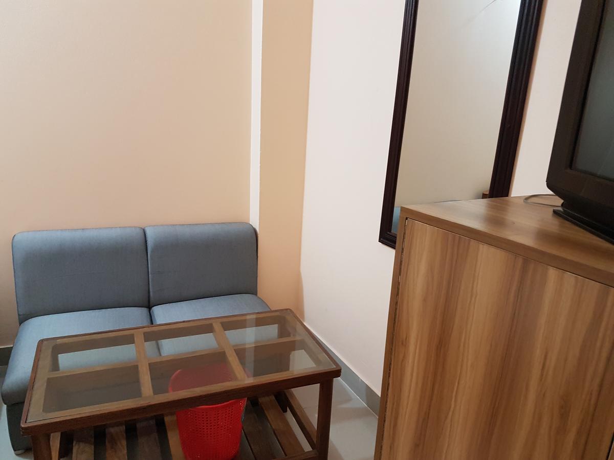 Hotel Diamond Park Dakhin Kattali Екстер'єр фото