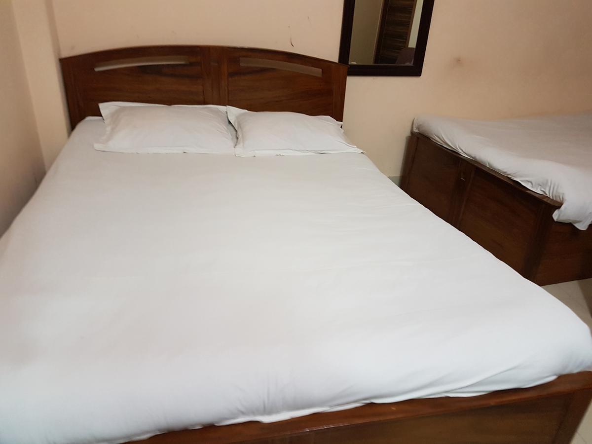 Hotel Diamond Park Dakhin Kattali Екстер'єр фото