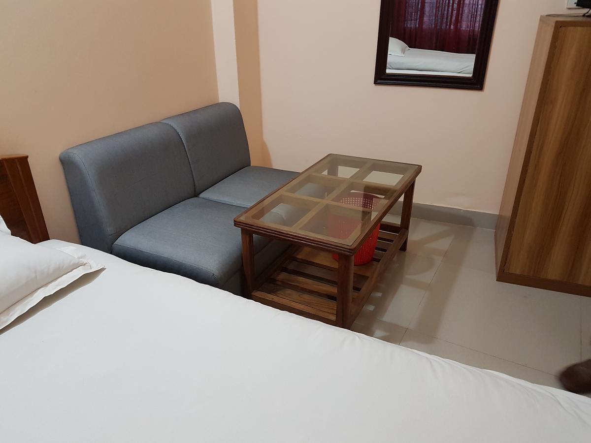 Hotel Diamond Park Dakhin Kattali Екстер'єр фото