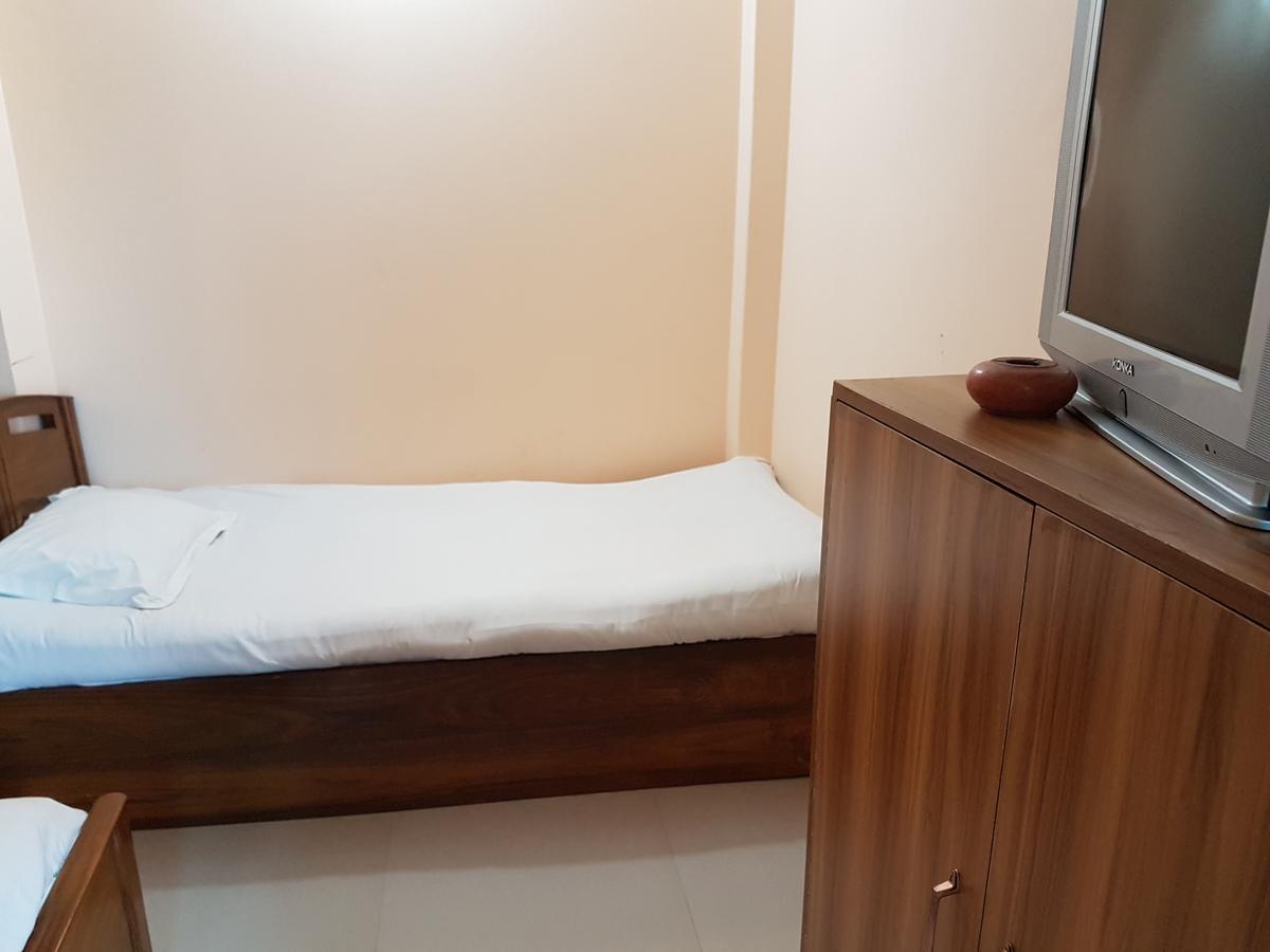 Hotel Diamond Park Dakhin Kattali Екстер'єр фото